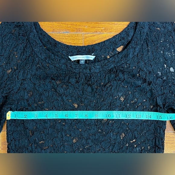 Diane von Furstenberg Black Lace Mini Dress 3/4 Sleeve Women’s 10 EUC - Picture 3 of 6